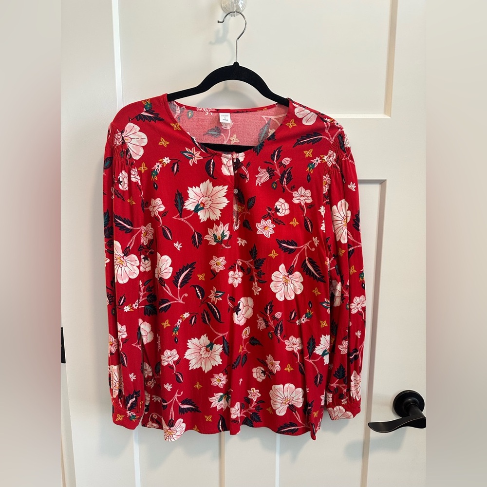Old Navy Red Long Sleeve Buttoned Blouse